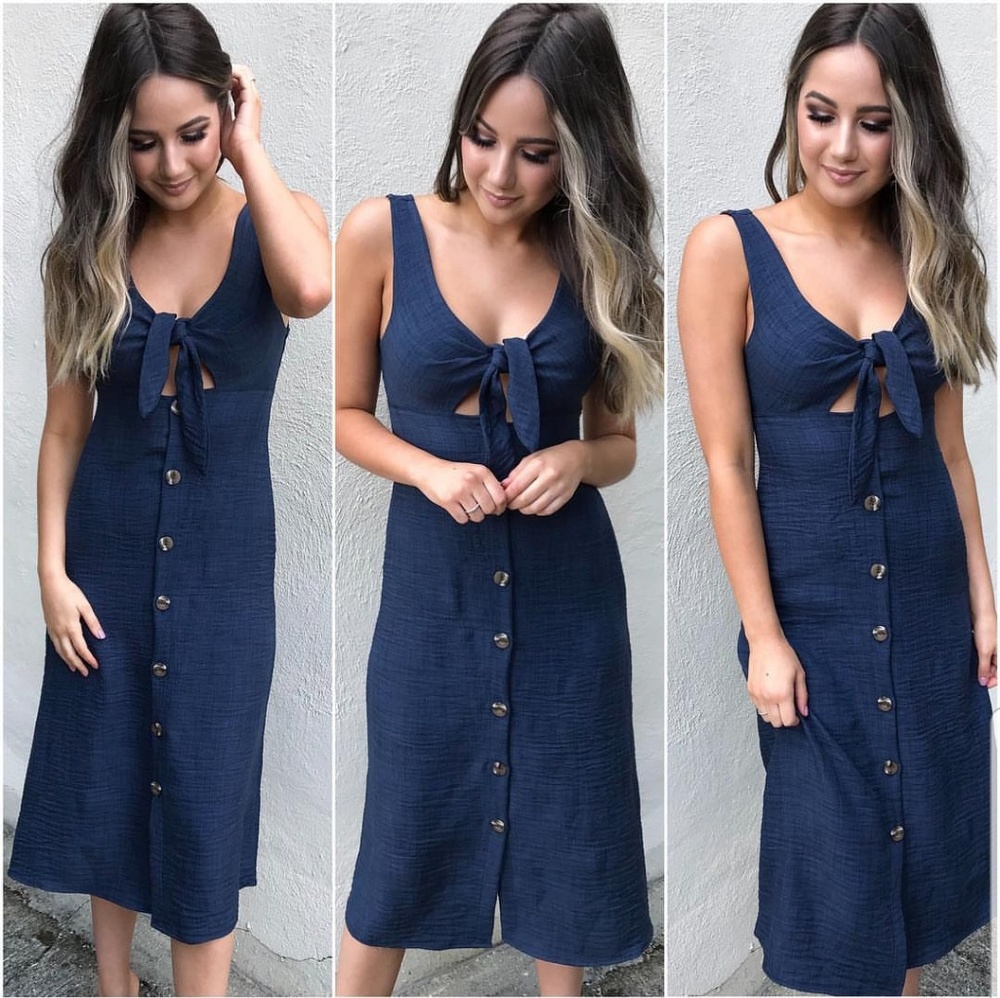 NWT BLUE BLUSH • button up tie front dress